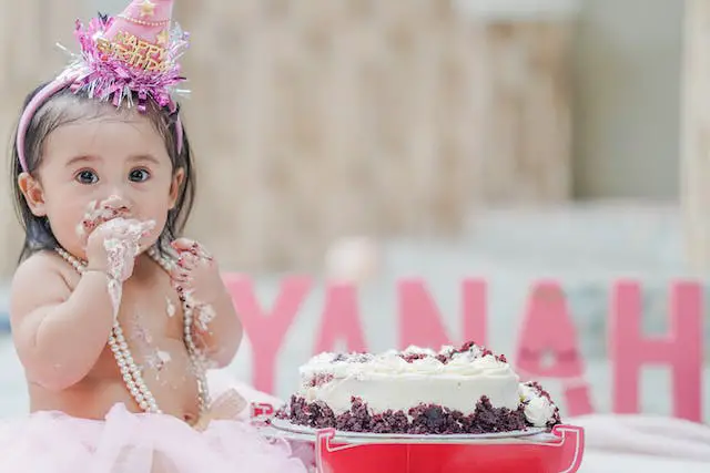 170+ Baby Eating Cake Captions